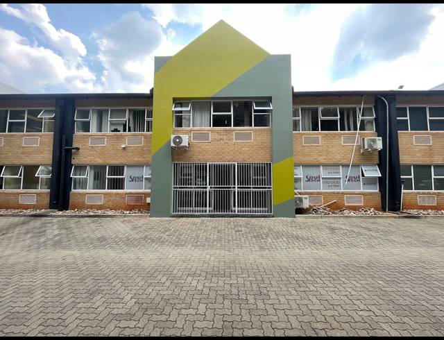 555M² WAREHOUSE TO LET IN RANDJESPARK